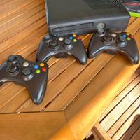 X box con 2 giochi e joystick