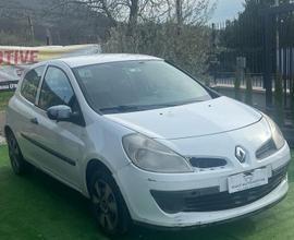 RENAULT CLIO VAN