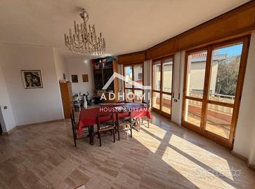 2 grandi appartamenti in villa