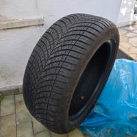 Gomma goodyear 225 50 18 4 stagioni