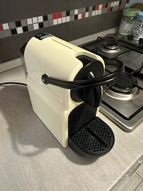 Macchina caffè Nespresso DeLonghi