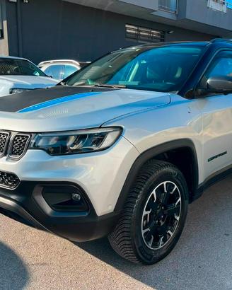 Jeep Compass 1.3 turbo t4 phev Trailhawk 4xe auto