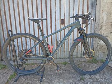 Mountain bike CUBE C62 REACTION