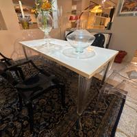 Tavolo Kartell “Top top”