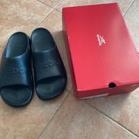 Ciabatte nere reebok