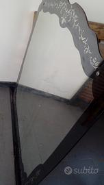 Specchio con bordo nero