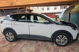 Peugeot 3008 diesel PER auto motore benzina