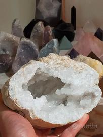 Geode completo di Quarzo Ialino (Marocco)