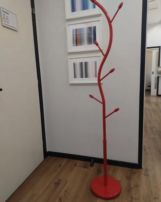 appendiabiti rosso in metallo 