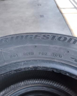 Gomme auto 