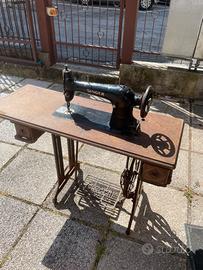 Macchina da cucire singer