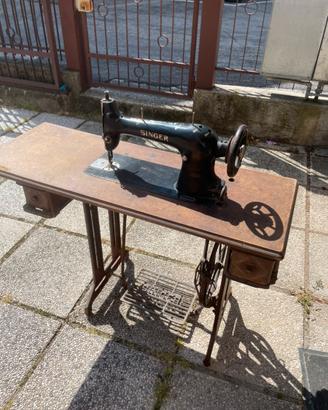 Macchina da cucire singer