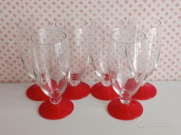 Bicchieri tipo flute con base rossa set da 6 pezzi