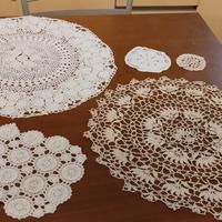 centrini all'uncinetto o al tombolo 