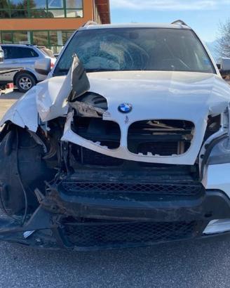 RICAMBI PER BMW X5 E70 3.0XD ANNO 2008