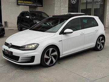 Volkswagen Golf GTD 184cv DSG/TETTO PANORAMA/NAVI/