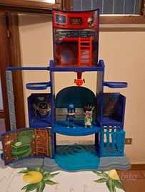 Quartier generale PJ Masks e auto gattoboy