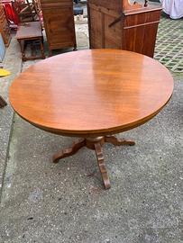 Tavolo tondo in legno robusto artigianale