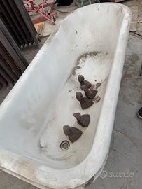 Vasca vintage in ghisa