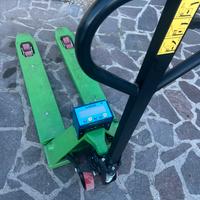 Traspallet con bilancia