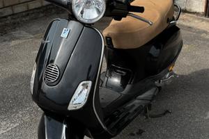 Piaggio Vespa LX50