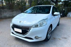PEUGEOT 1.4 HDI 5p Allure - 2014
