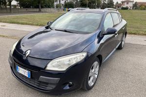 Renault Megane Mégane Coupé 2.0 CVT Dynamique