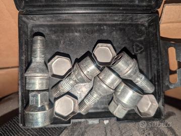 Kit Bulloni Farad Per Renault Clio 3/4