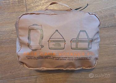 The North Face voyager 42l 