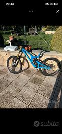 Santacruz v 10