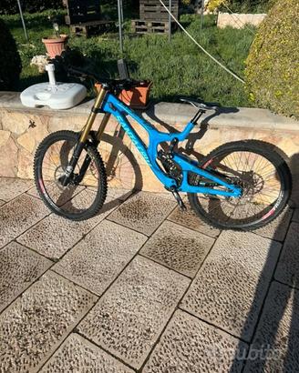 Santacruz v 10