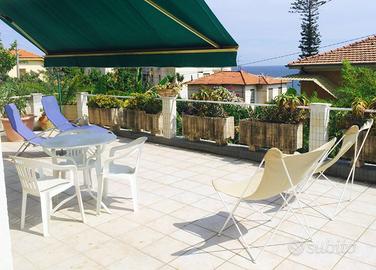 Sanremo zona spiagge 3 ponti 150m dal mare AGOSTO