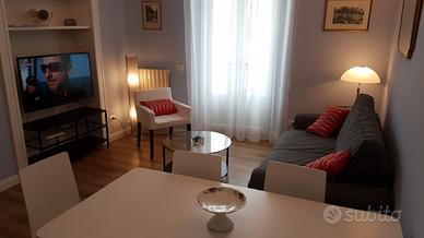 Elegante bilocale piazza Portanova