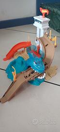 Hot Wheels Squalo sta attaccando la pista
