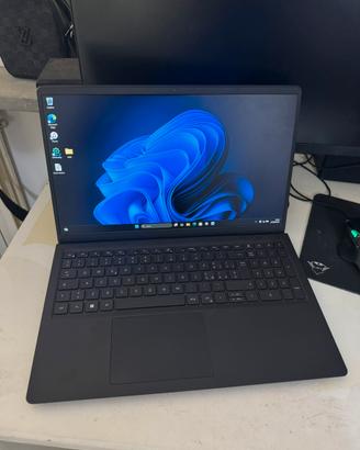 Pc portatile dell i5 8gb ram 512ssd