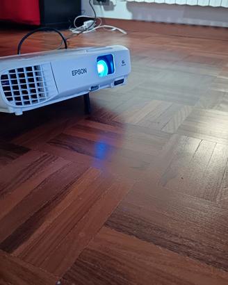 Videoproiettore Epson EB‐W05 Lampada solo 139 ore!