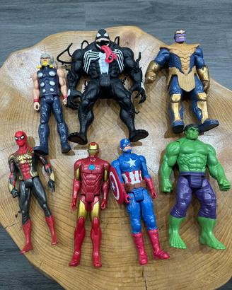 Super eroi Marvel avenger Thor iron man hulk