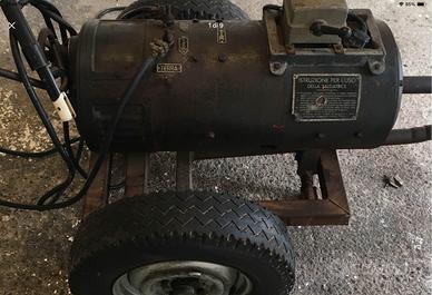 Saldatrice rotativa pellizzari 220/380v d'epoca