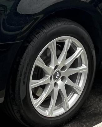 4 cerchi  originali Audi 17” come nuovi