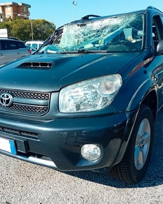 RICAMBI TOYOTA RAV4 2.0 D-4D ANNO 2005