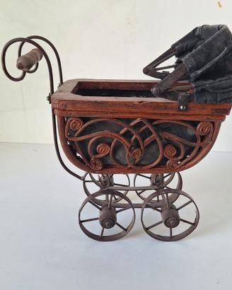 miniatura carrozzina antica primi 900 legnoRicurvo