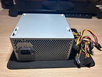 Alimentatore PC ATX 600W – Usato Poco