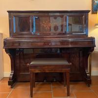 Pianoforte verticale antico