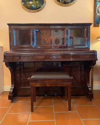 Pianoforte verticale antico