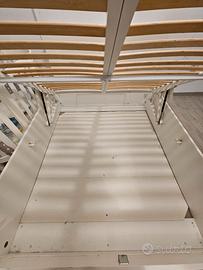 Letto con cassettone