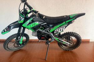 Moto pit bike 125 4T