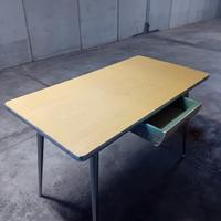 Tavolo in formica vintage 