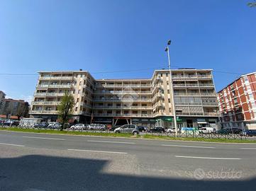 4 LOCALI A RIVOLI