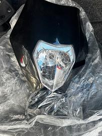 Faro KTM moto