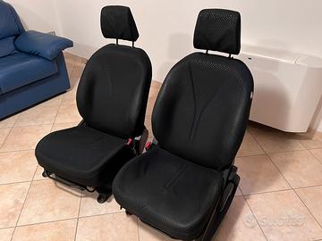 Sedili Toyota Yaris anno 2010